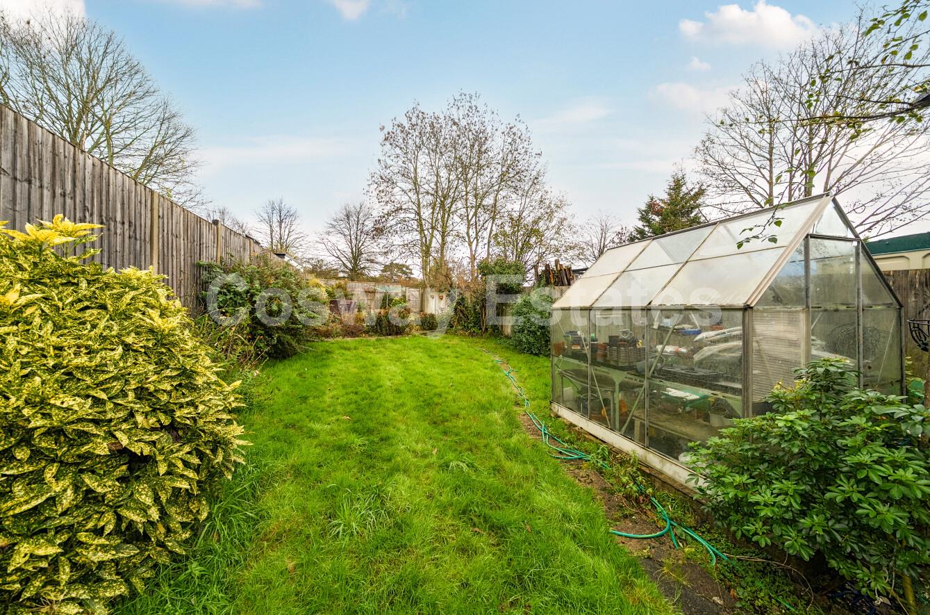 Edgware Way, Edgware, HA8, Edgware